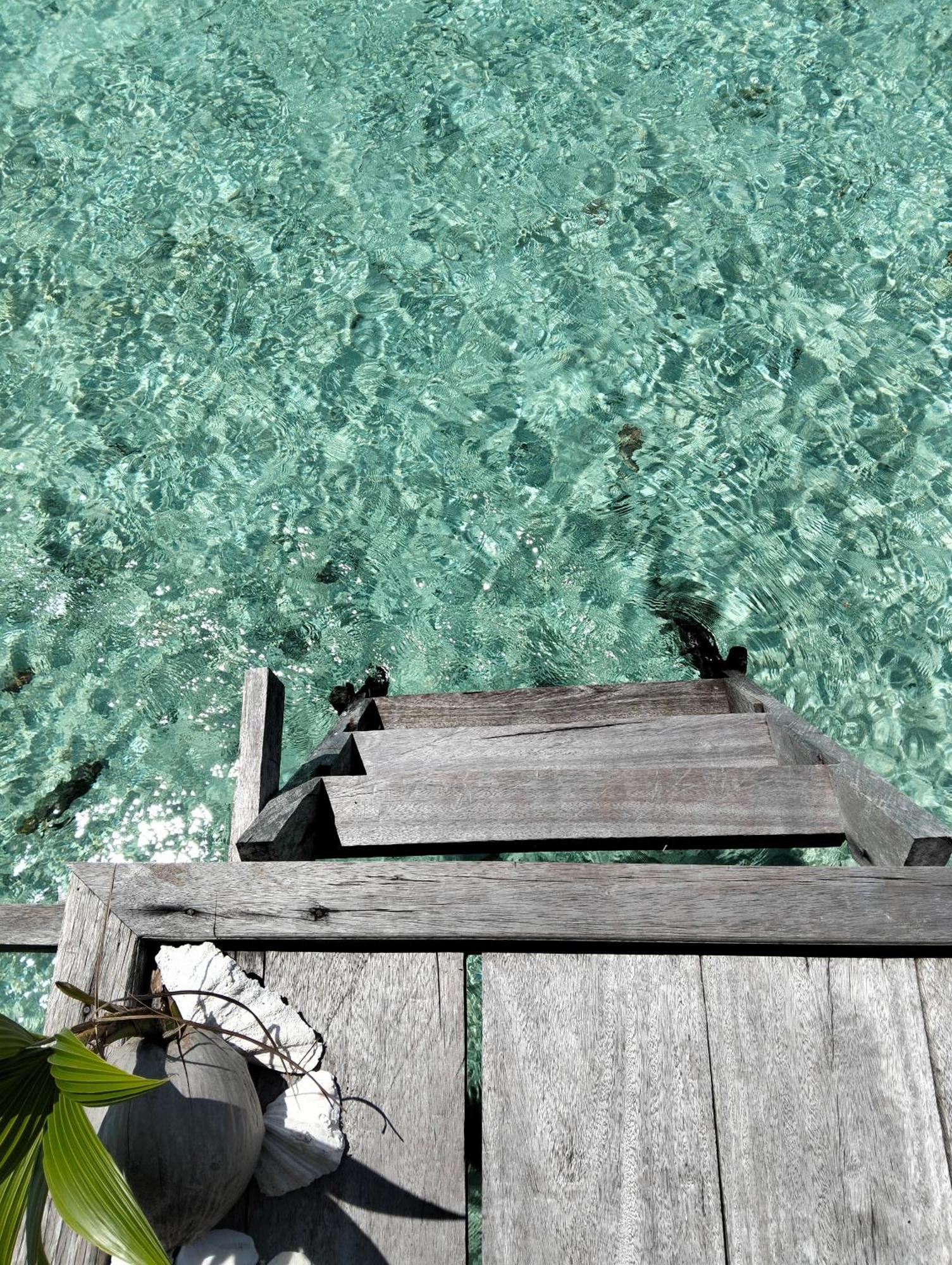 Meos Ambower Homestay Raja Ampat Fam Buitenkant foto